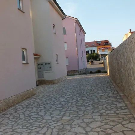 Appartement Jurja Povljana