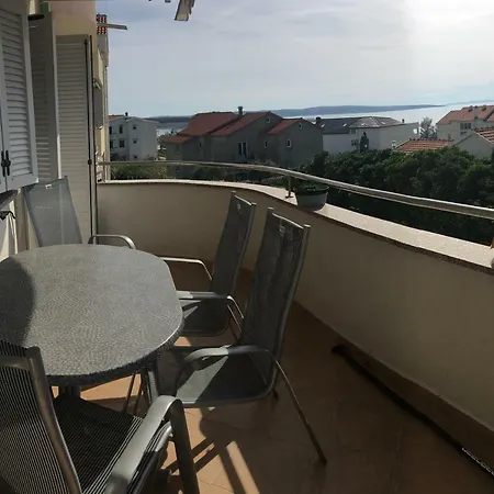 Jurja * 波弗加纳